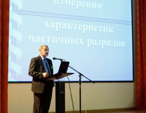 Монастырский А. Е.